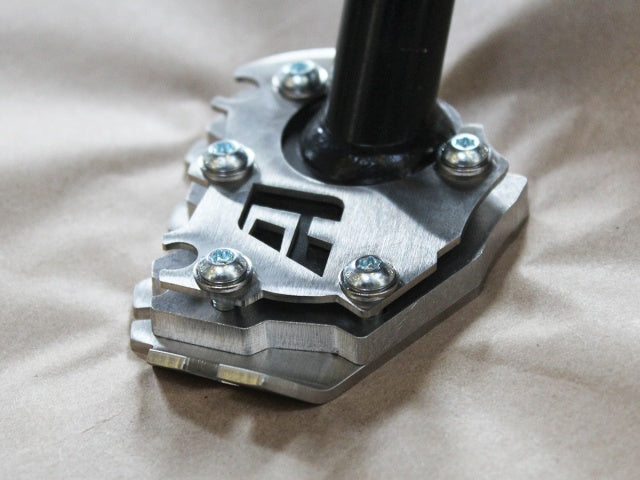 AltRider Side Stand Enlarger Foot with riser for the BMW R 1200 GS Water Cooled