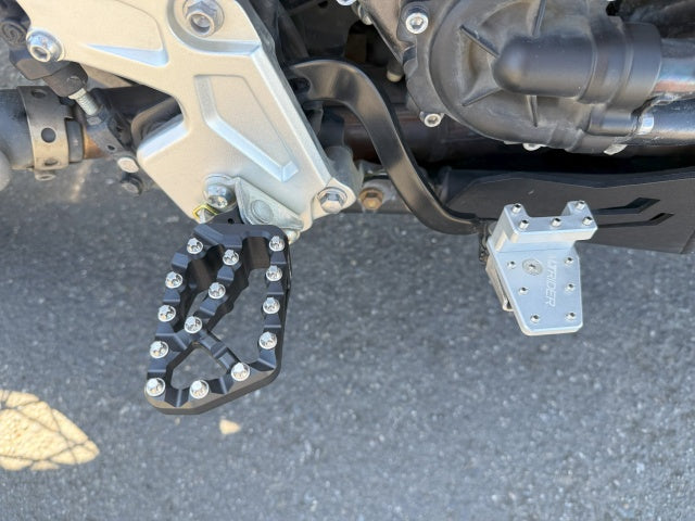 AltRider Adventure II Foot Pegs for Yamaha Tenere 700 and KTM / Husqvarna / GasGas Models - Black