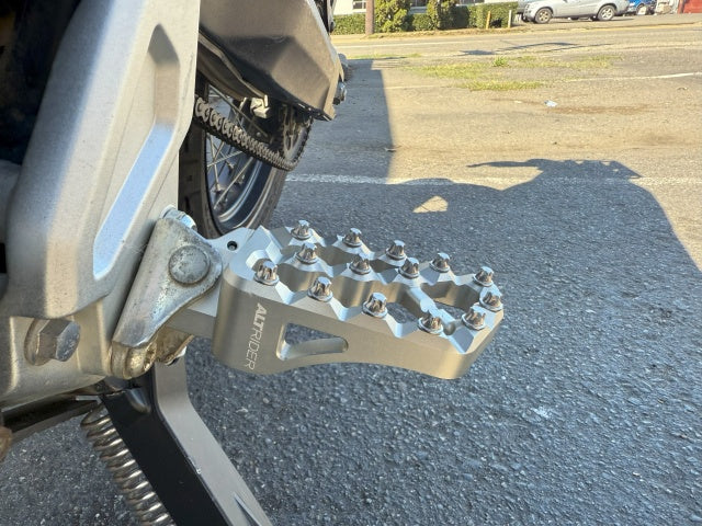 AltRider Adventure II Foot Pegs for Yamaha Tenere 700 and KTM / Husqvarna / GasGas Models - Black