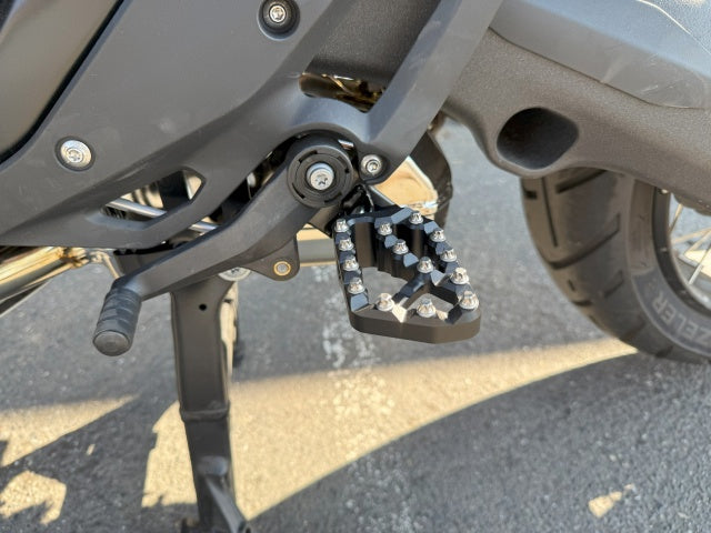 AltRider Adventure X Foot Pegs for the BMW R 1300 / 1250 / 1200 GS/GSA