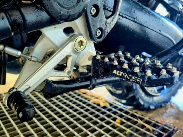 AltRider Adventure X Foot Pegs for the BMW R 1300 / 1250 / 1200 GS/GSA