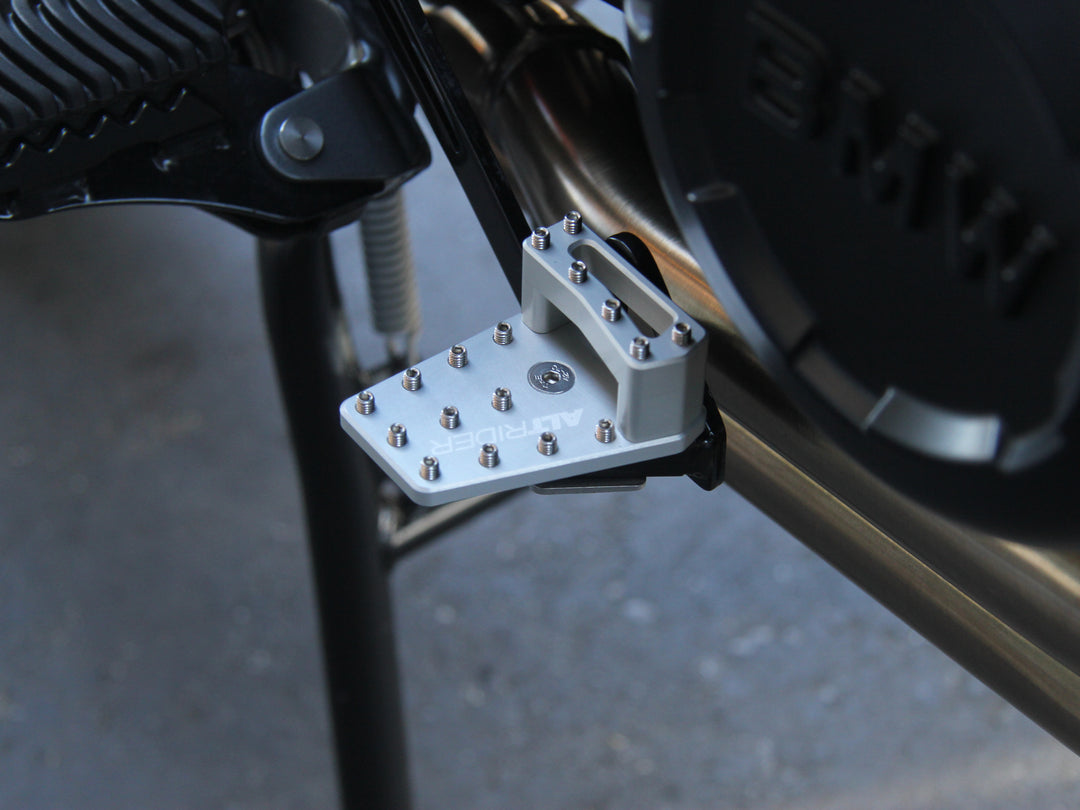 AltRider DualControl System - Enlarger and 25.4mm Riserfor the BMW F 800/700/650-Twin GS - Black