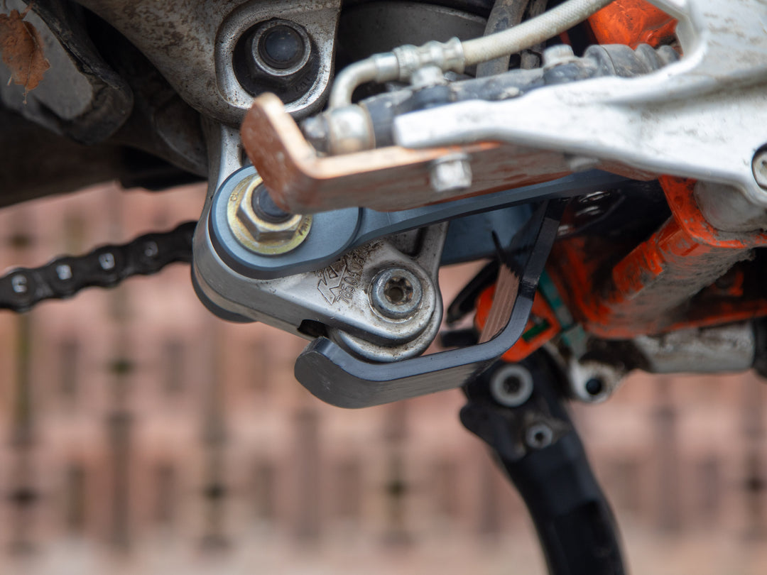 AltRider Suspension Lowering Linkage for the KTM 690 Enduro / Husqvarna 701 / GasGas 700